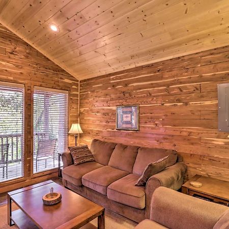 Heber Springs Cabin With Deck And River Views! Bagian luar foto