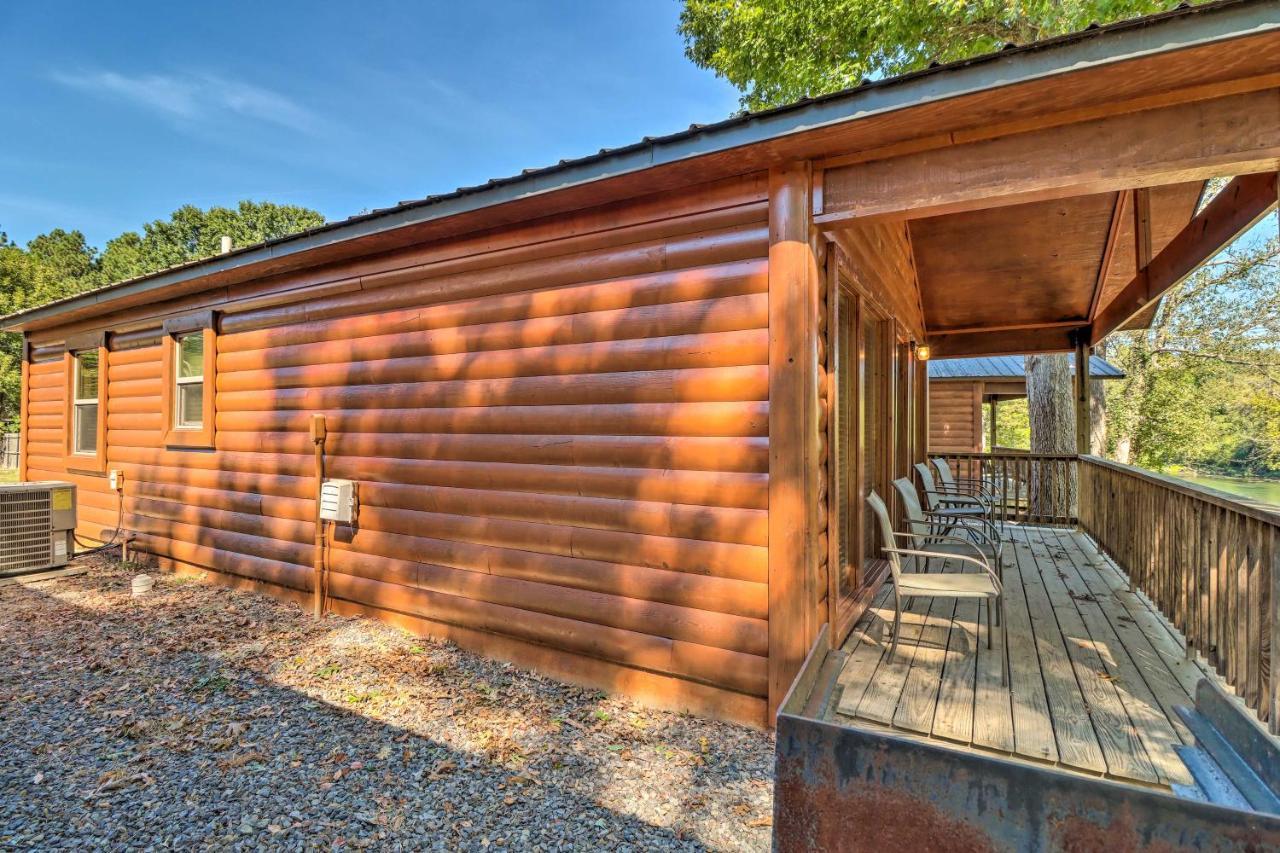 Heber Springs Cabin With Deck And River Views! Bagian luar foto